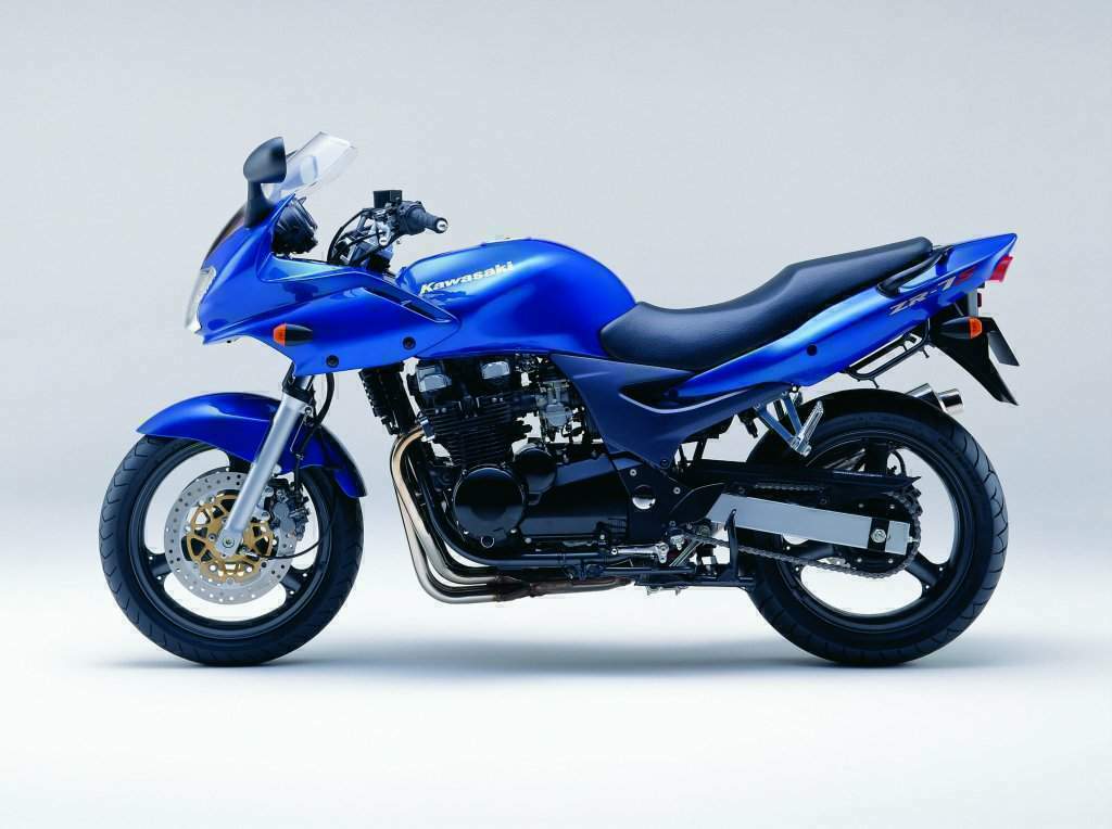 Kawasaki ZR7S  2.jpg